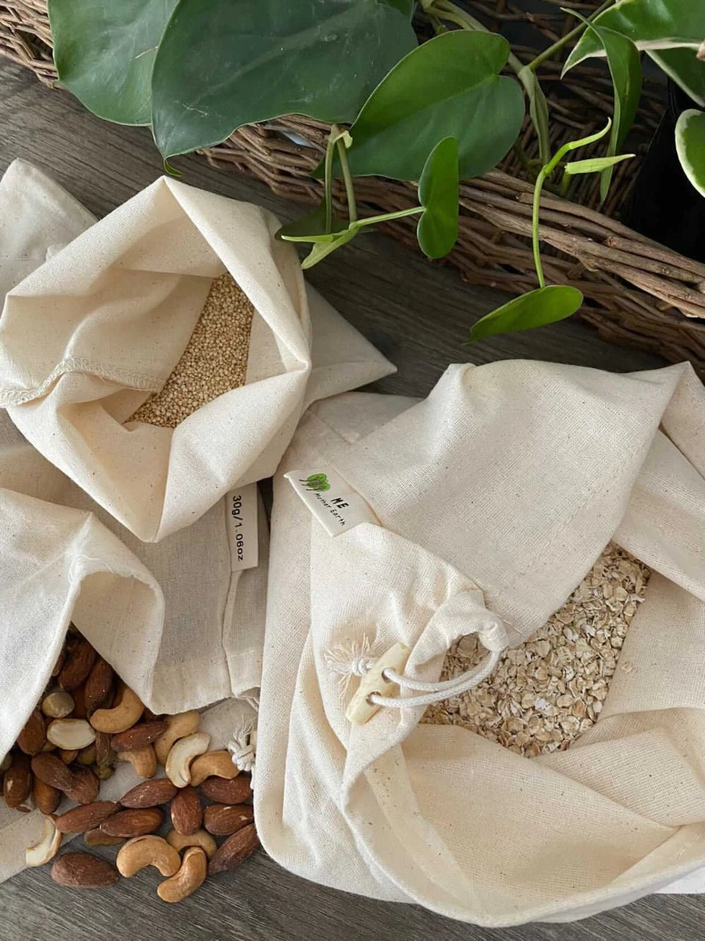 200 Pack Cotton Muslin Bags Sachet Bag Multipurpose Drawstring Bags for Tea  Jewelry Wedding Party Favors Storage (4 x 6 Inches) - Walmart.com